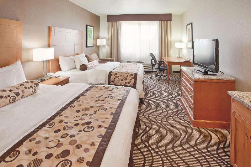 اتاق استاندارد با چشم‌انداز دریا, Fujairah Rotana Resort And Spa