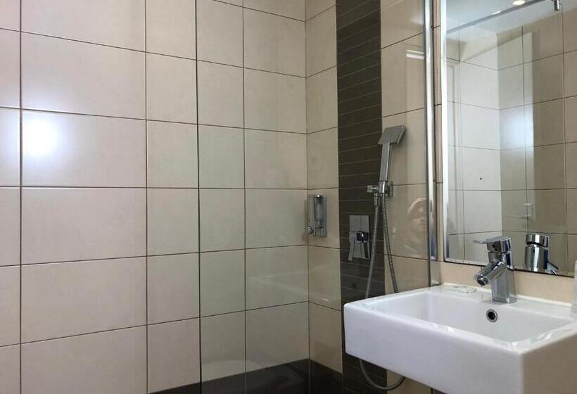 اتاق خانوادگی, Halt Hotel   Choisissez L Hôtellerie Indépendante