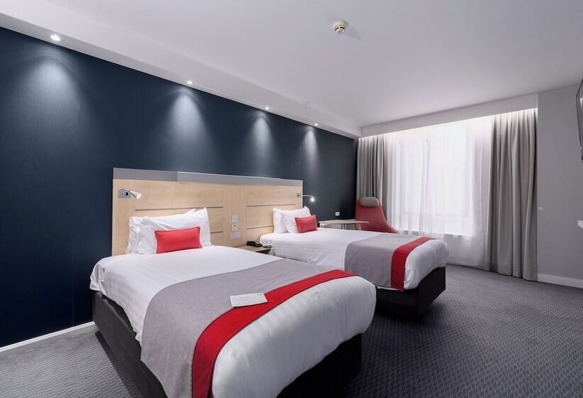 اتاق استاندارد برای معلولان, Holiday Inn Express Ramsgate – Minster, An Ihg