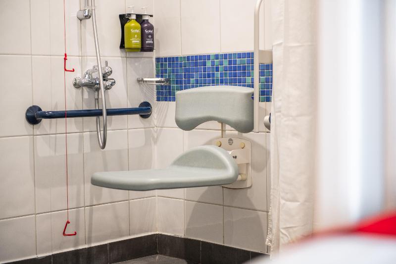 اتاق استاندارد برای معلولان, Holiday Inn Express Ramsgate – Minster, An Ihg