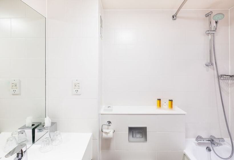 اتاق استاندارد, Holiday Inn London   Gatwick Airport, An Ihg
