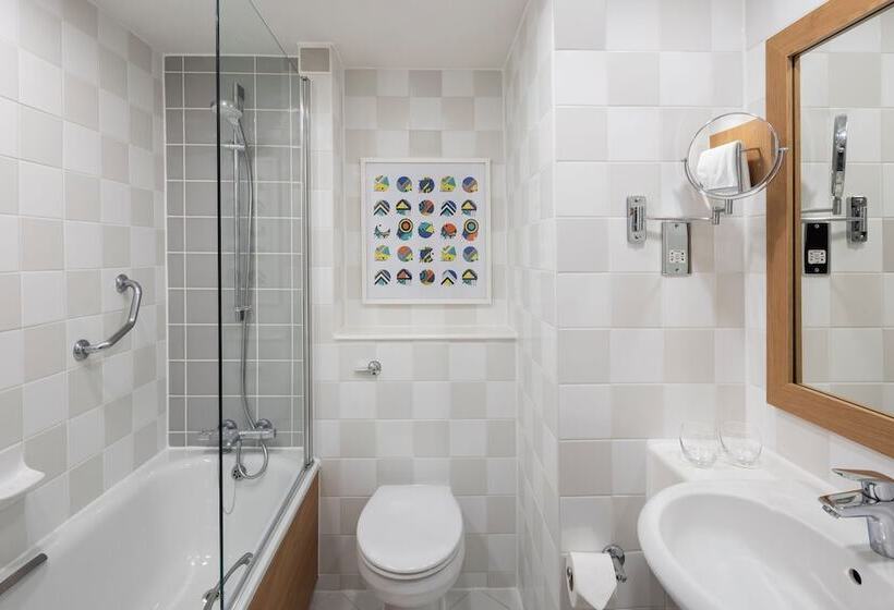 اتاق استاندارد, Holiday Inn London   Gatwick Airport, An Ihg
