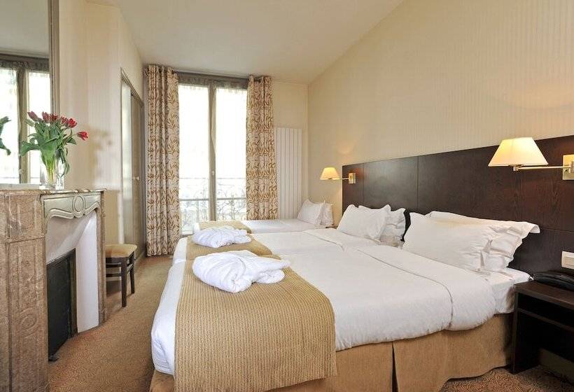 Standard Triple Room, Vaneau Saint Germain