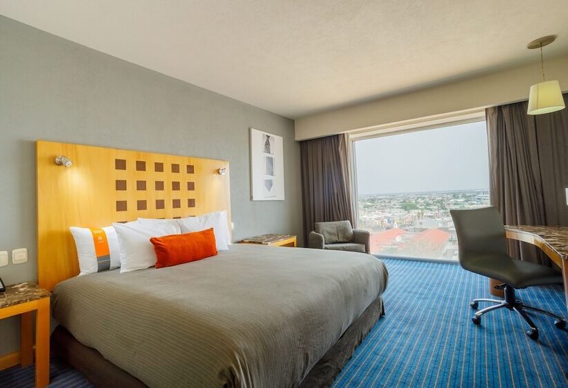 اتاق لوکس با تخت بزرگ, Real Inn Ciudad Juarez