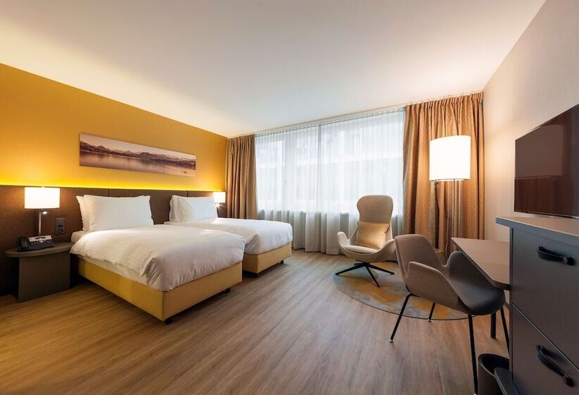 Quarto superior, Radisson Blu , Lucerne