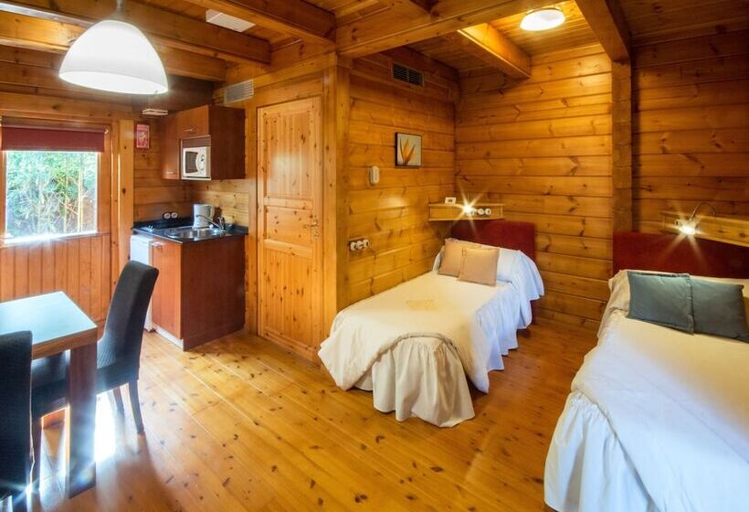 Standard Room Adapted for people with reduced mobility, Somlom   Eco Friendly Montseny