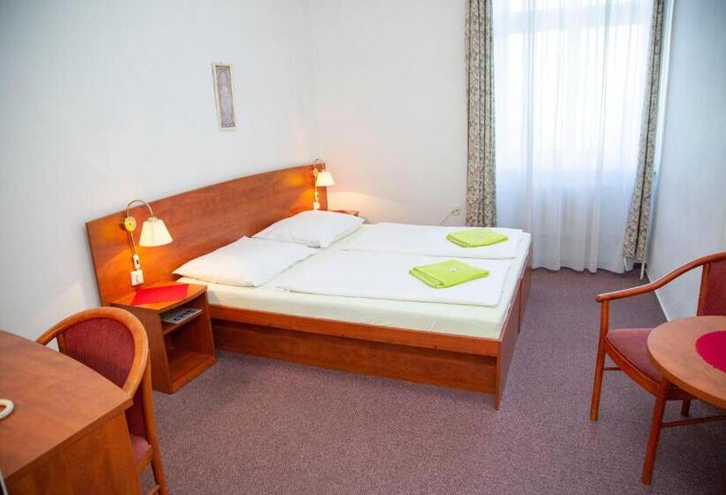 اتاق استاندارد, Wellness Hotel Central