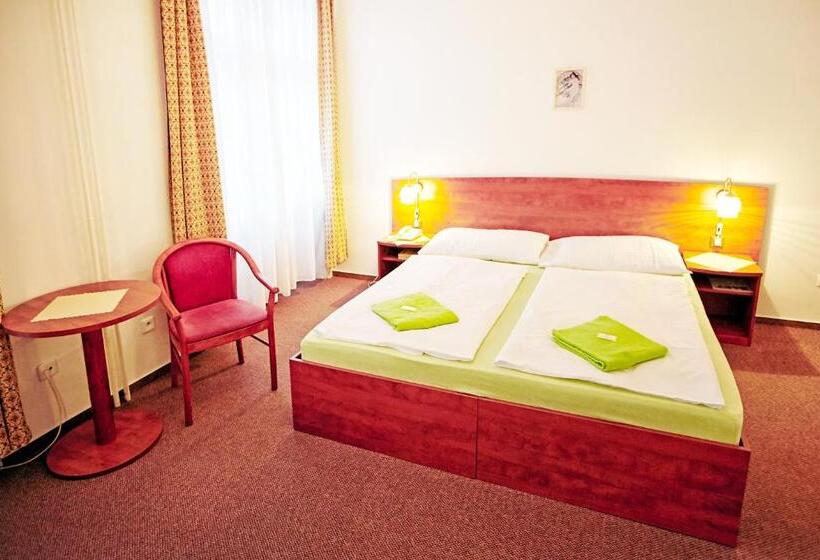 اتاق استاندارد, Wellness Hotel Central