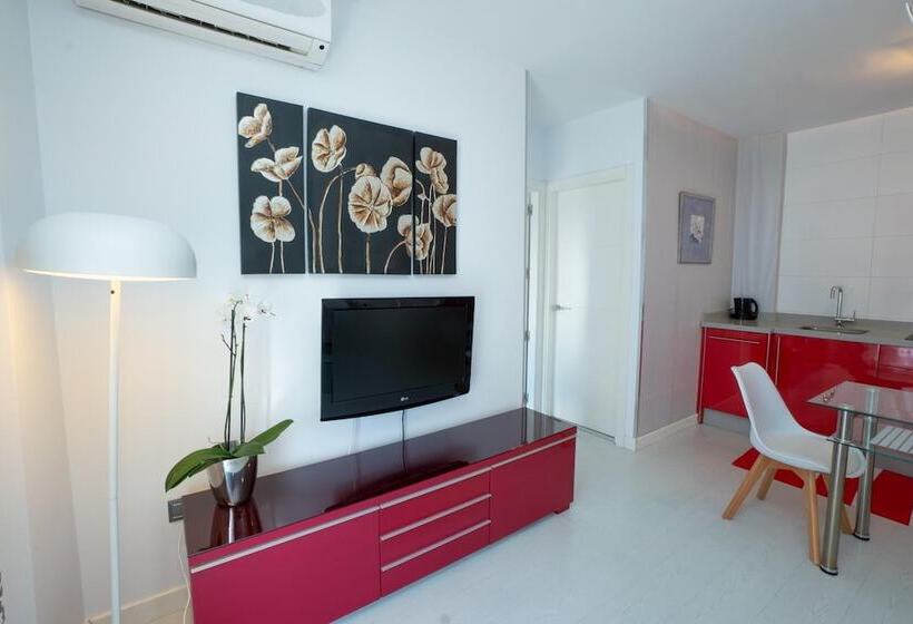 إستوديو قياسى, Apartamentos Abril