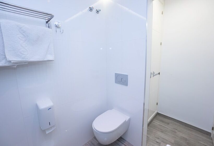 1 Szobás Apartman, Apartamentos Abril