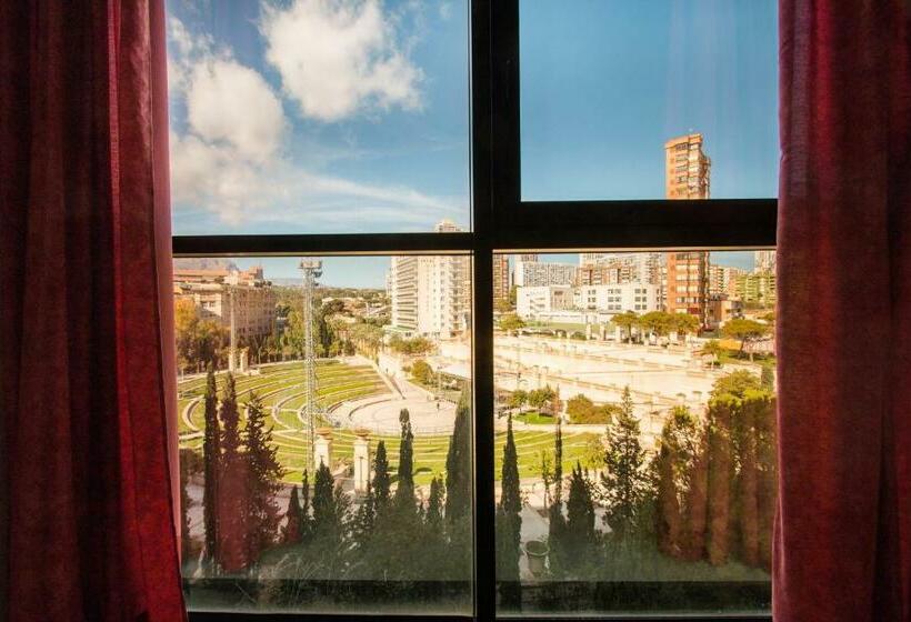 דירת שלושה חדרים, Apartamentos Magic Atrium Plaza