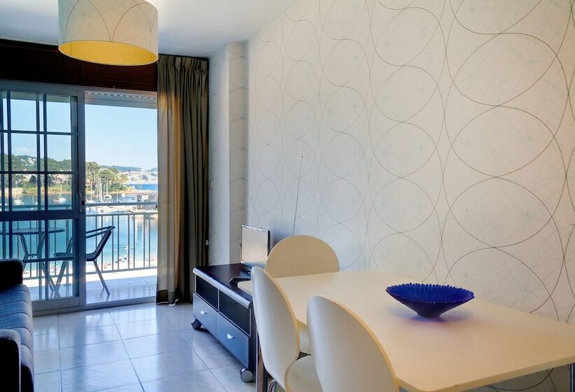 2 Bedroom Apartment Sea View, Duerming Portonovo Picó