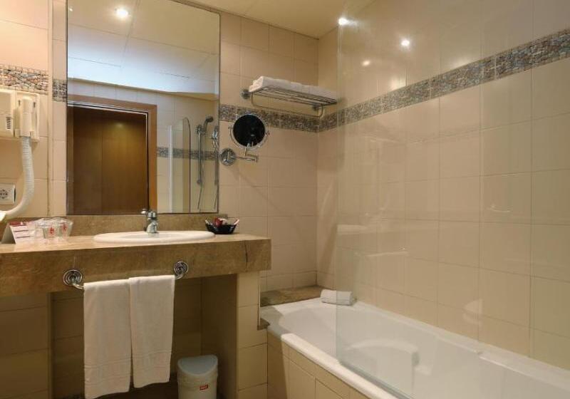 اتاق سوپریور چهار تخته, Guitart Central Park Aqua Resort