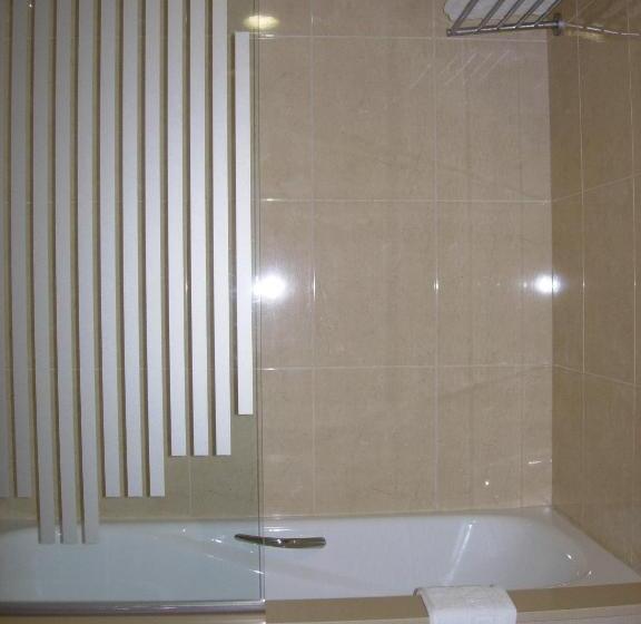اتاق استاندارد, Arteixo