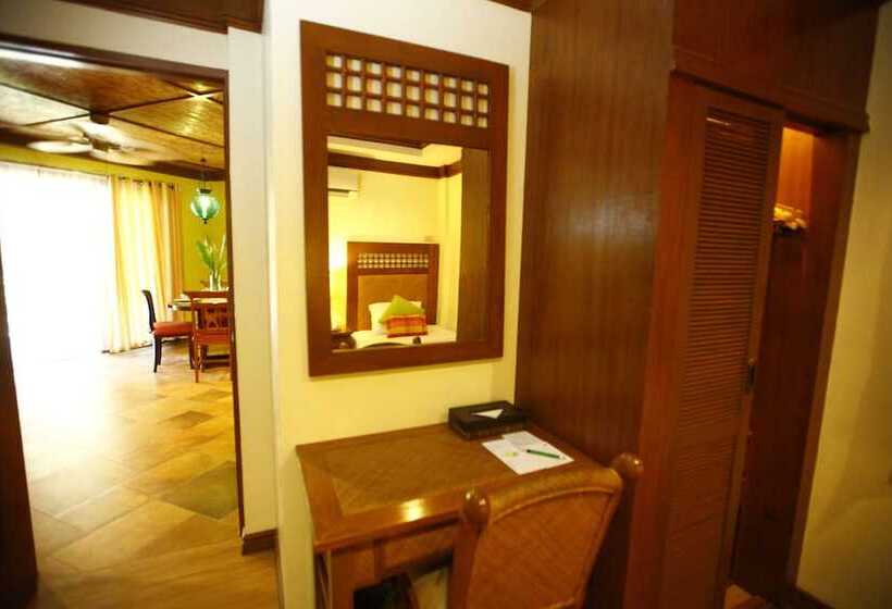 Suite Premium, Boracay Tropics Resort