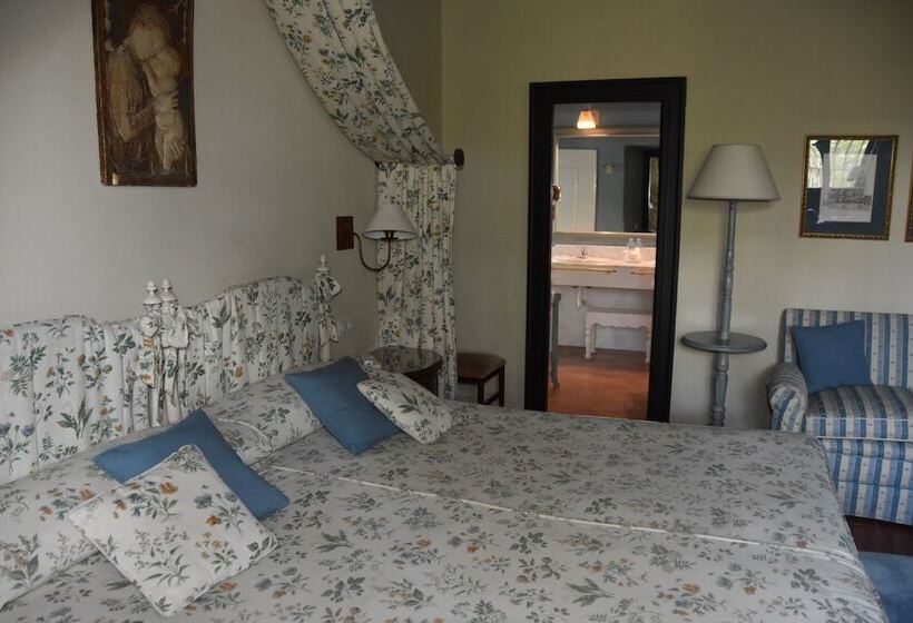 Superior Room, Caserio De Lobones