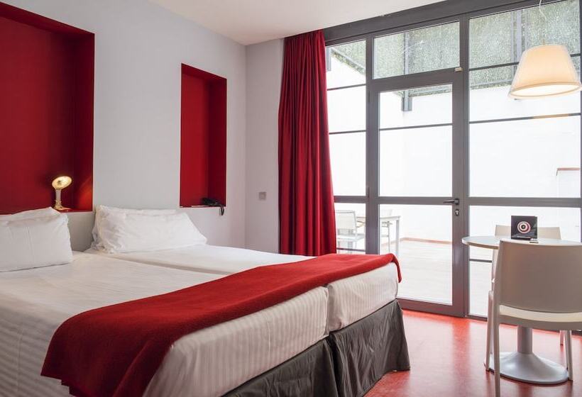 اتاق استاندارد, Ciutat Vella