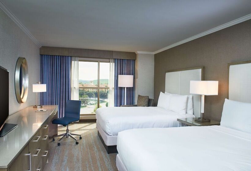 Habitación Deluxe Adaptada para personas con movilidad reducida, Doubletree Irvine Spectrum