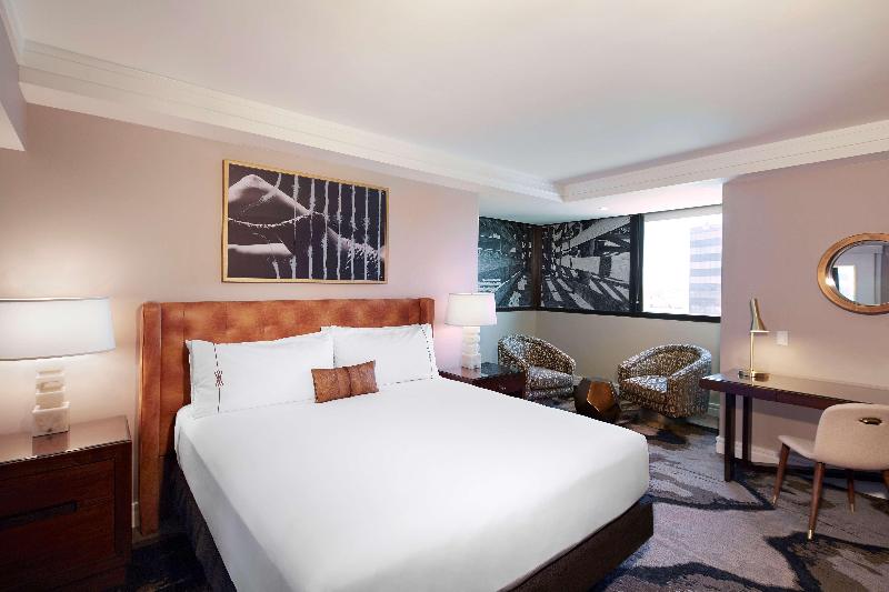 اتاق لوکس, The Highland Dallas, Curio Collection By Hilton