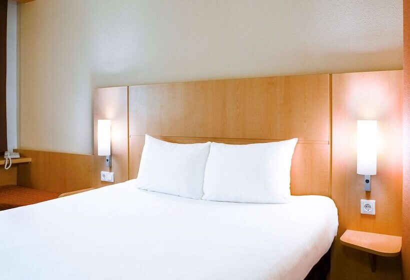 اتاق استاندارد با تخت دوبل, Ibis Győr