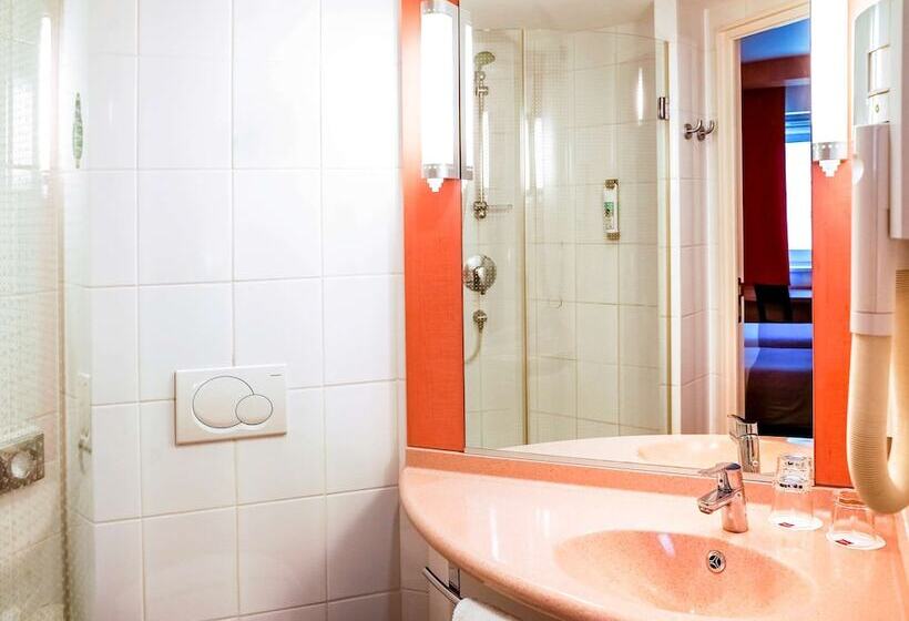 اتاق استاندارد, Ibis Győr