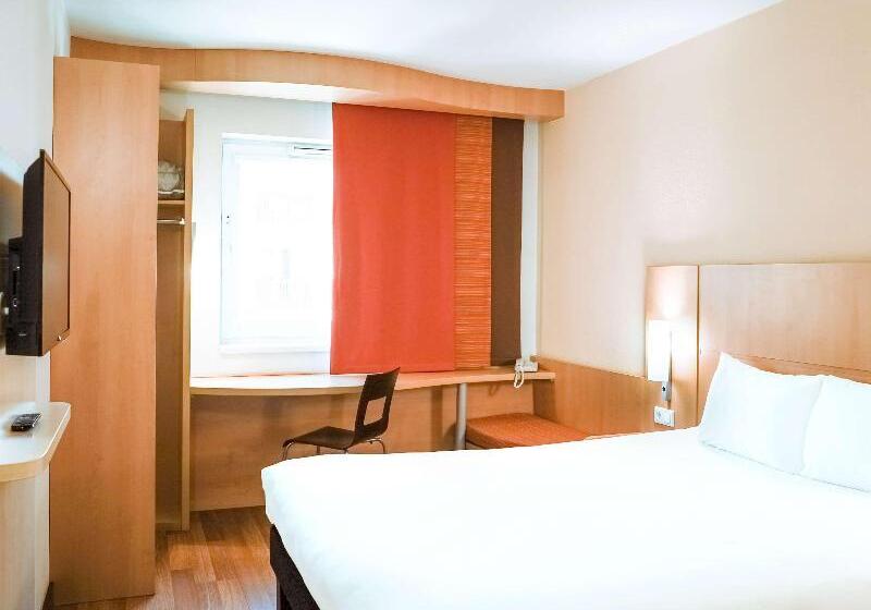 اتاق استاندارد با تخت دوبل, Ibis Győr