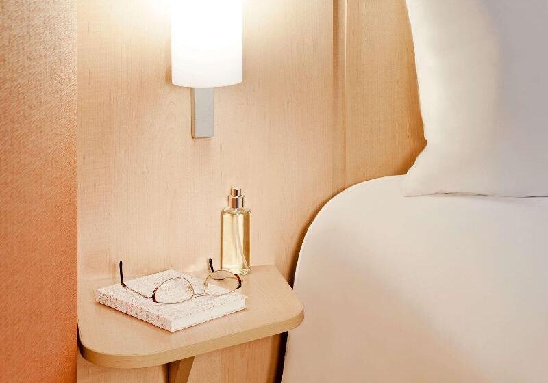 اتاق استاندارد با تخت دوبل, Ibis Győr