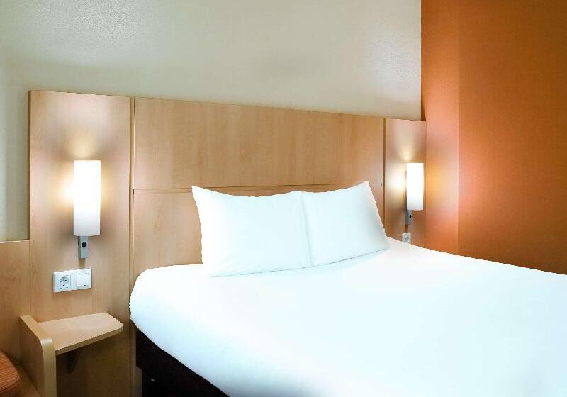 اتاق استاندارد با تخت دوبل, Ibis Győr