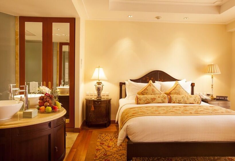 Suite, Indochine Palace