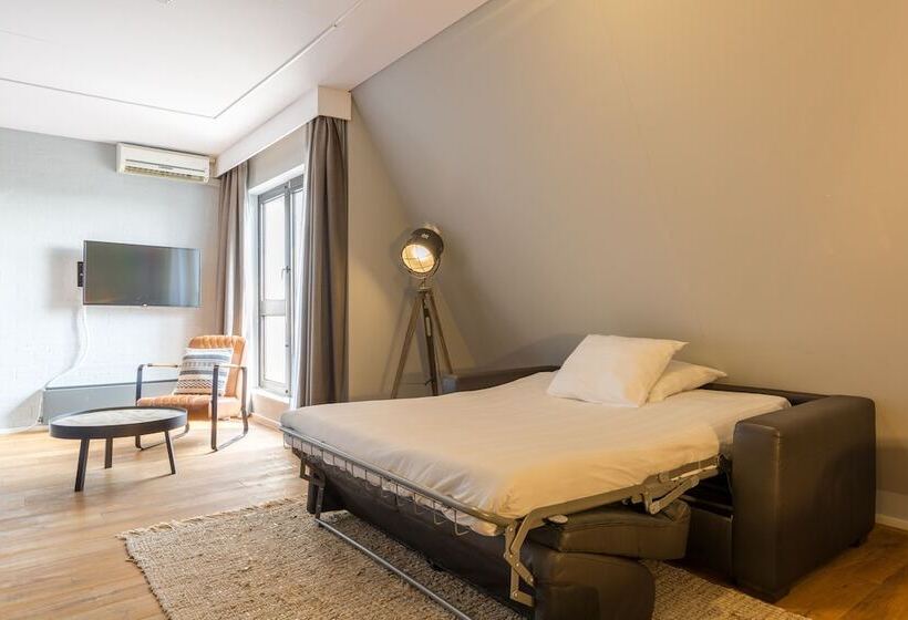 سوییت, Leonardo Hotel Lelystad City Center