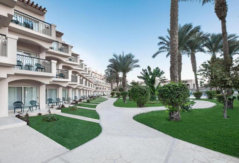 اتاق لوکس با چشم‌انداز, Pyramisa Beach Resort Sahl Hasheesh
