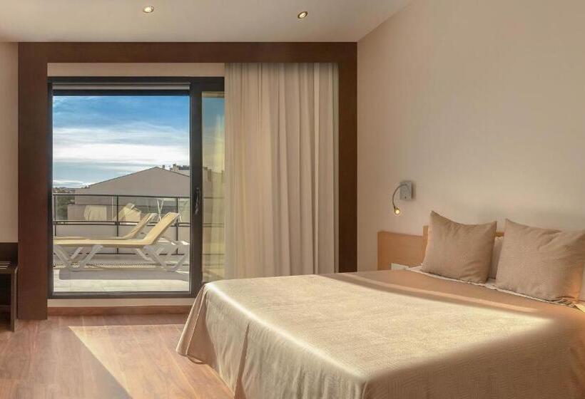 سوئیت جونیور با تراس, Rh Don Carlos & Spa