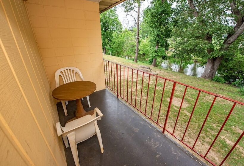 اتاق استاندارد با 2 تخت دوبل, River Place Inn