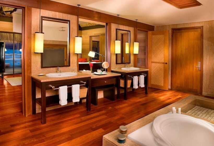 Villa Deluxe 1 Dormitorio, The St. Regis Bora Bora Resort