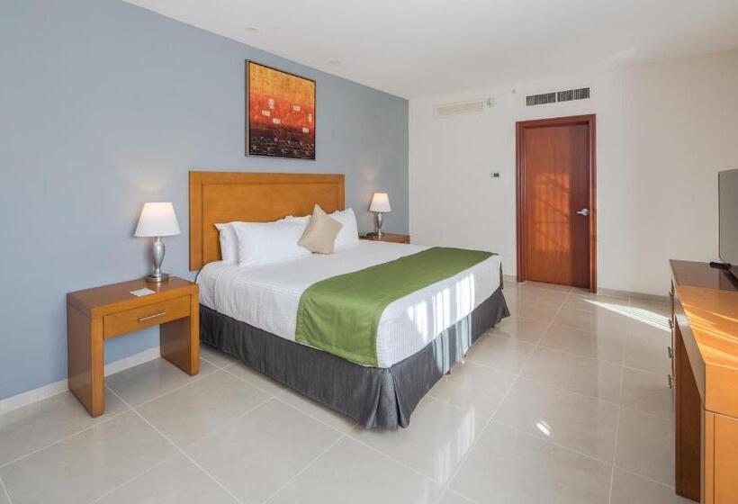 Suite Kingsize Bett, Wyndham Garden Playa Del Carmen