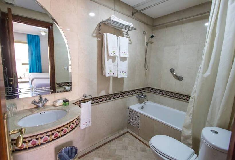 Standard Triple Room, Zahrat Al Jabal