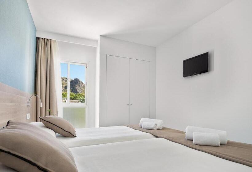سوییت با چشم‌انداز استخر, Puerto Azul Suite