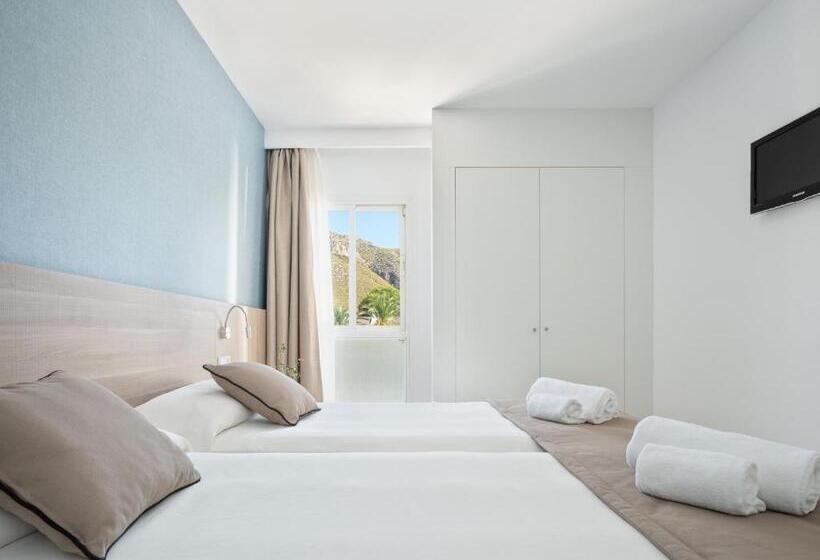 سوییت با چشم‌انداز استخر, Puerto Azul Suite