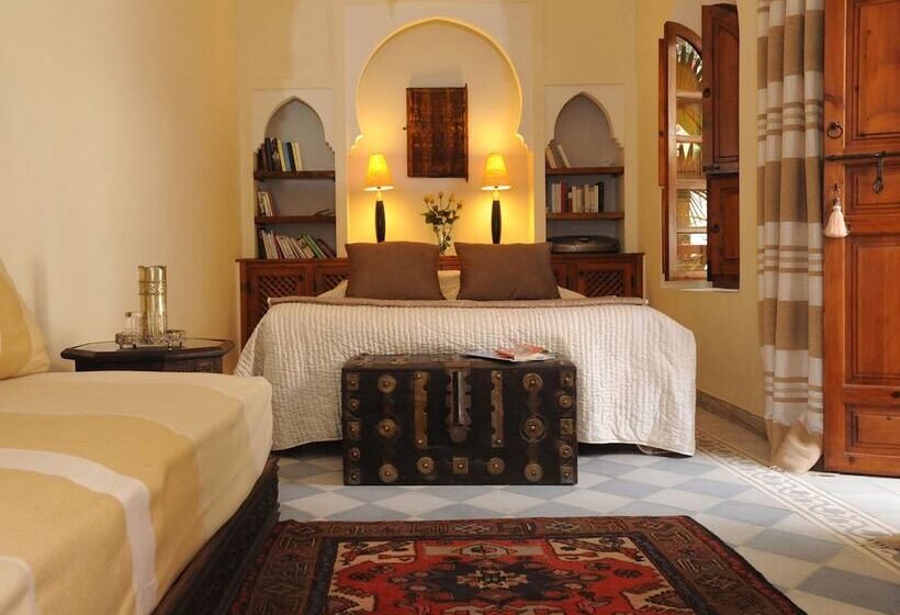 جناح جونيور, Riad Sable Chaud