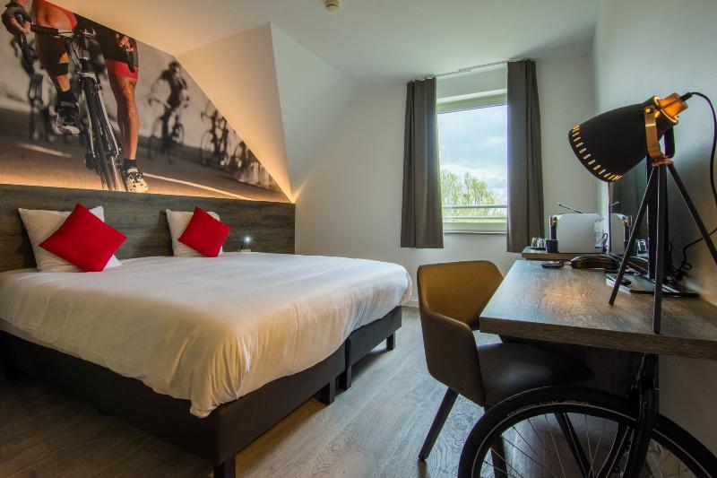 اتاق سوپریور با تخت بزرگ, Velotel Brugge
