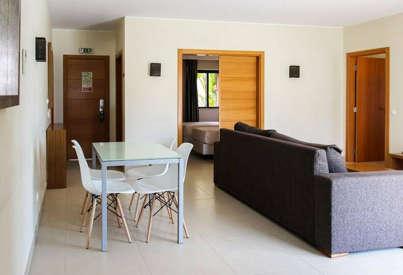 2 Bedroom Apartment, Vitor S Village