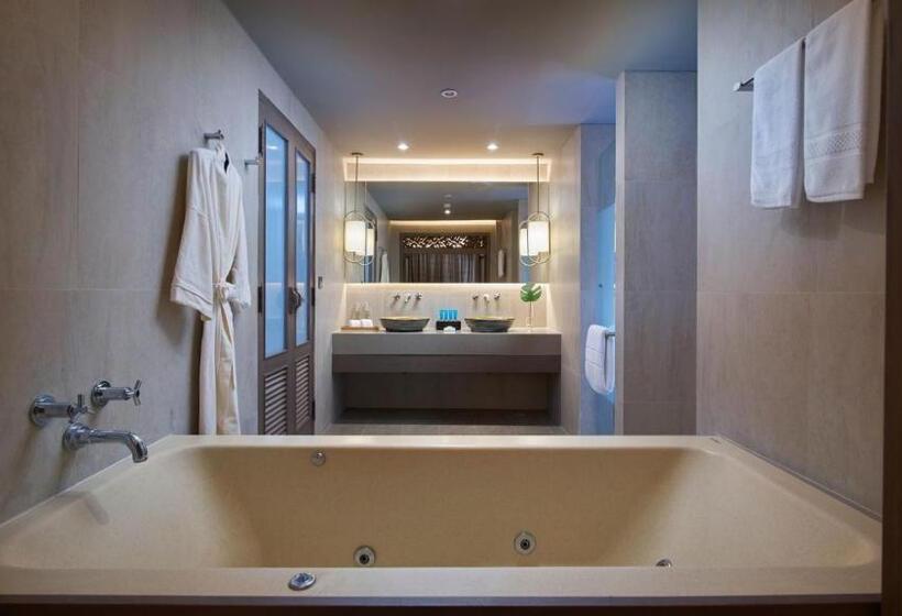 اتاق لوکس با تخت بزرگ, Amari Vogue Krabi