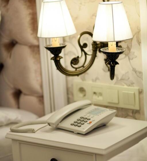 اتاق استاندارد سه نفره, Aspen Hotel Kaleiçi