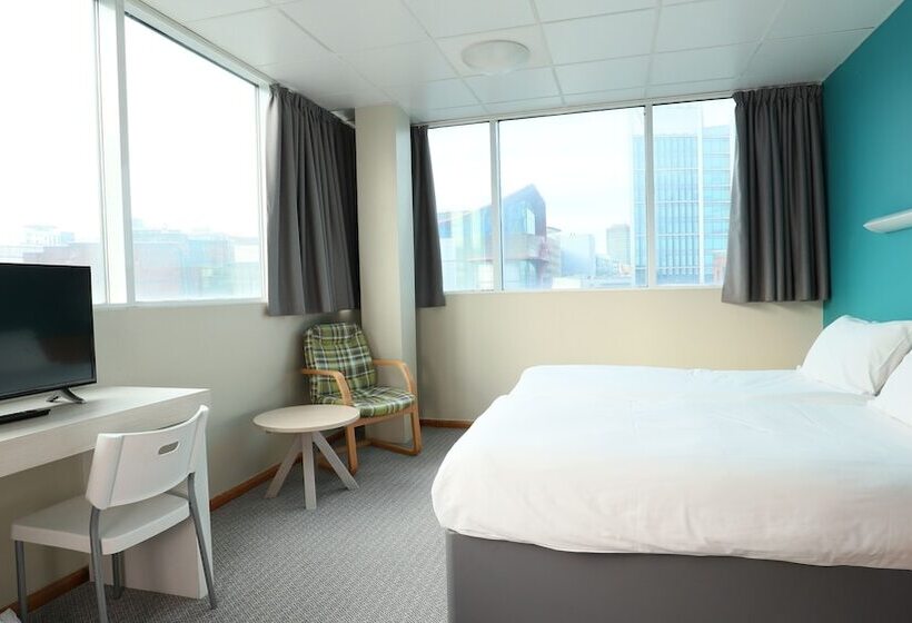 Standard Room, Citrus  Cardiff By Compass Hospitality