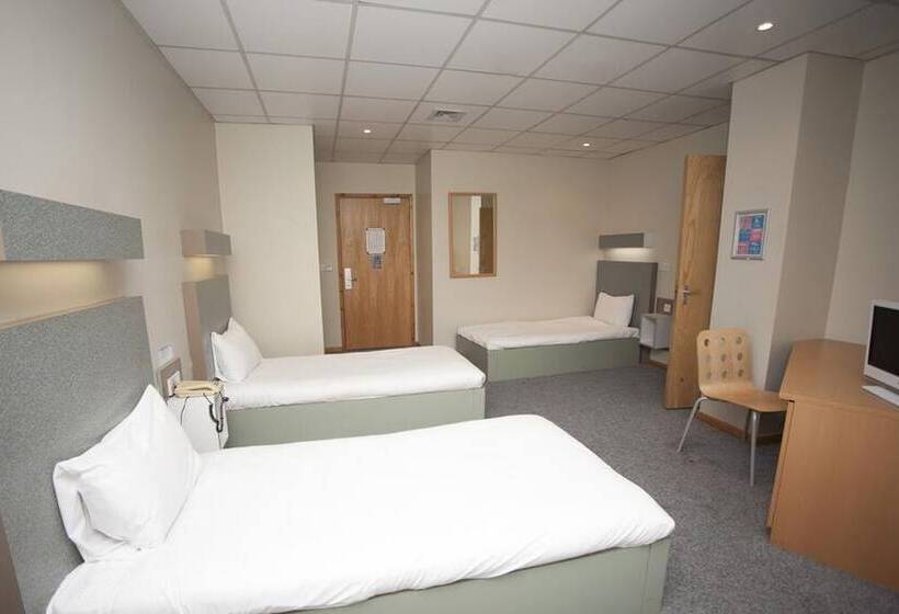 Standard Triple Room, Citrus  Cardiff By Compass Hospitality