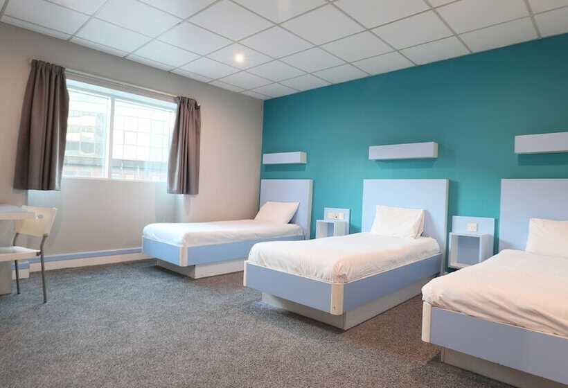 Standard Triple Room, Citrus  Cardiff By Compass Hospitality