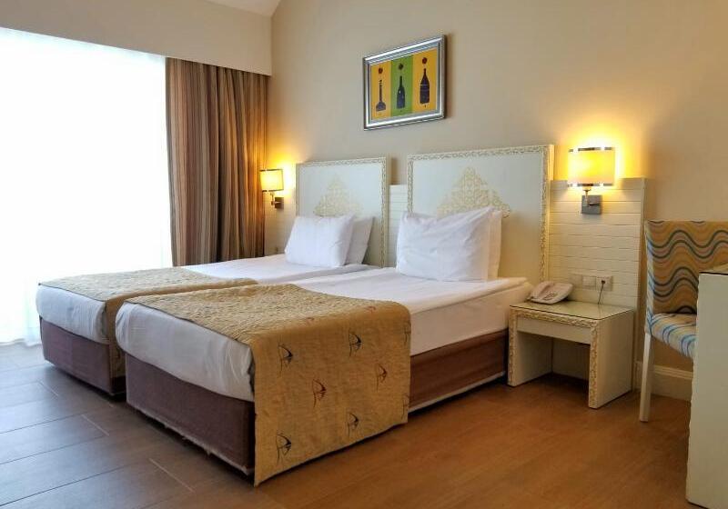 Standard Room, Crystal Admiral Resort Suites & Spa  Ultimate All Inclusive