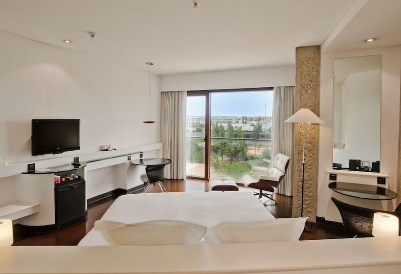 Habitación Deluxe, Hilton Madrid Airport