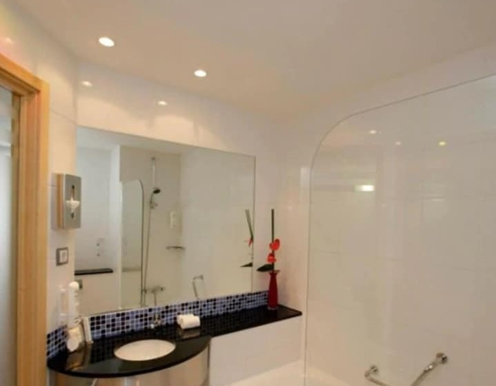 اتاق استاندارد, Holiday Inn Express Barcelona City 22@, An Ihg