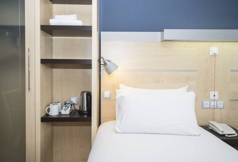 اتاق استاندارد, Holiday Inn Express Barcelona City 22@